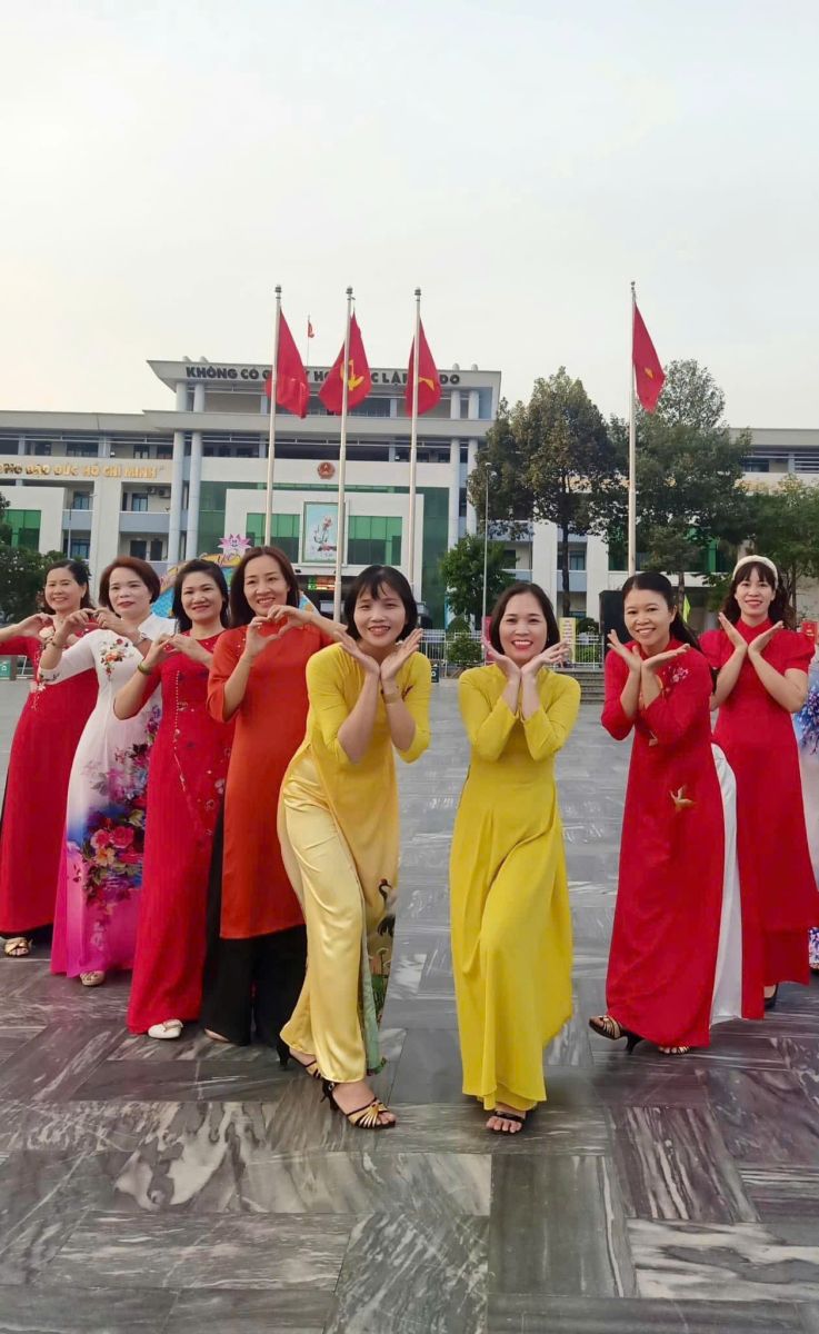 Dáng đẹp, da xinh – Phụ nữ  khu dân cư  Phú Mỹ Hiệp, DĨ AN, BÌNH DƯƠNG